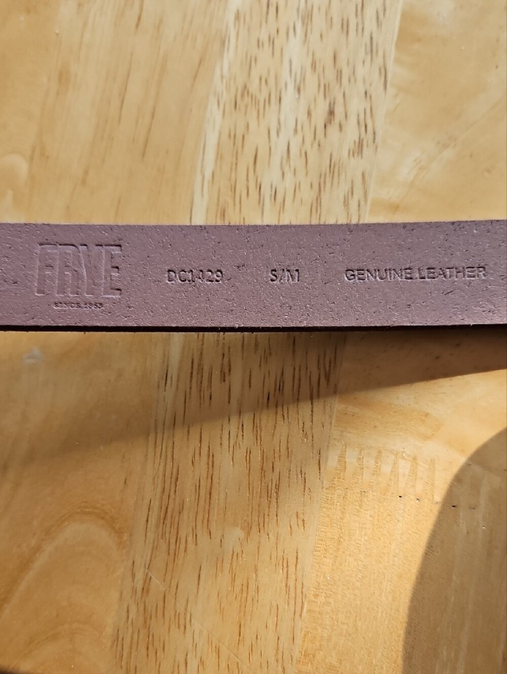 Frye Chestnut Leather Belt with Brass Buckle 1" Inch Wide - Picture 7 of 7